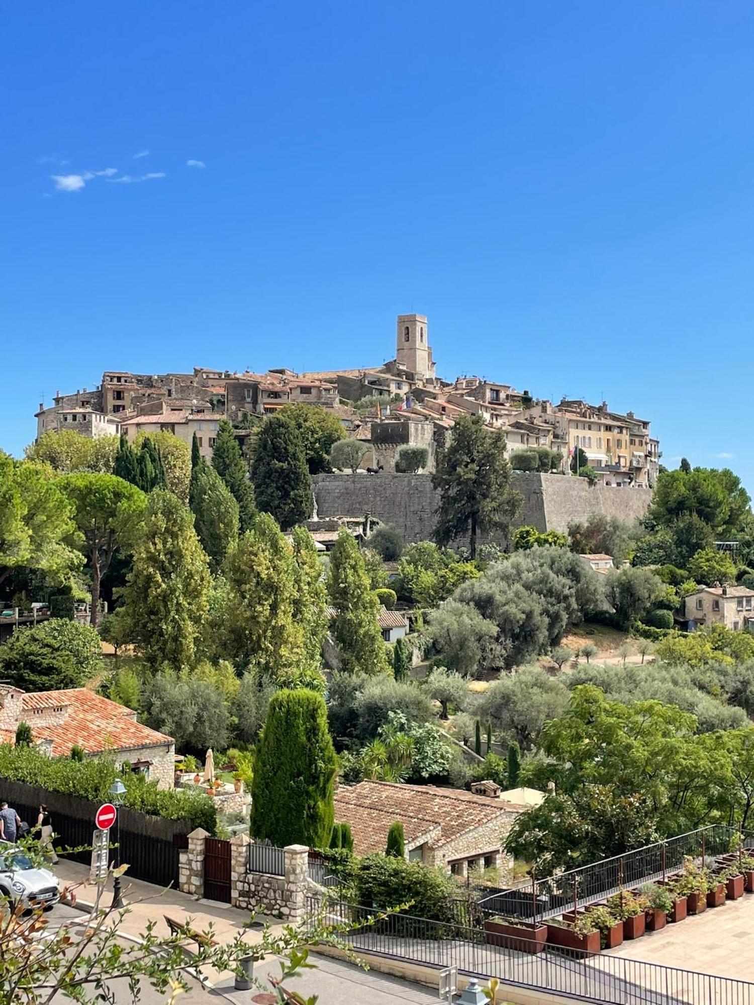 Au Pied Des Baous Bed & Breakfast Vence Exterior photo